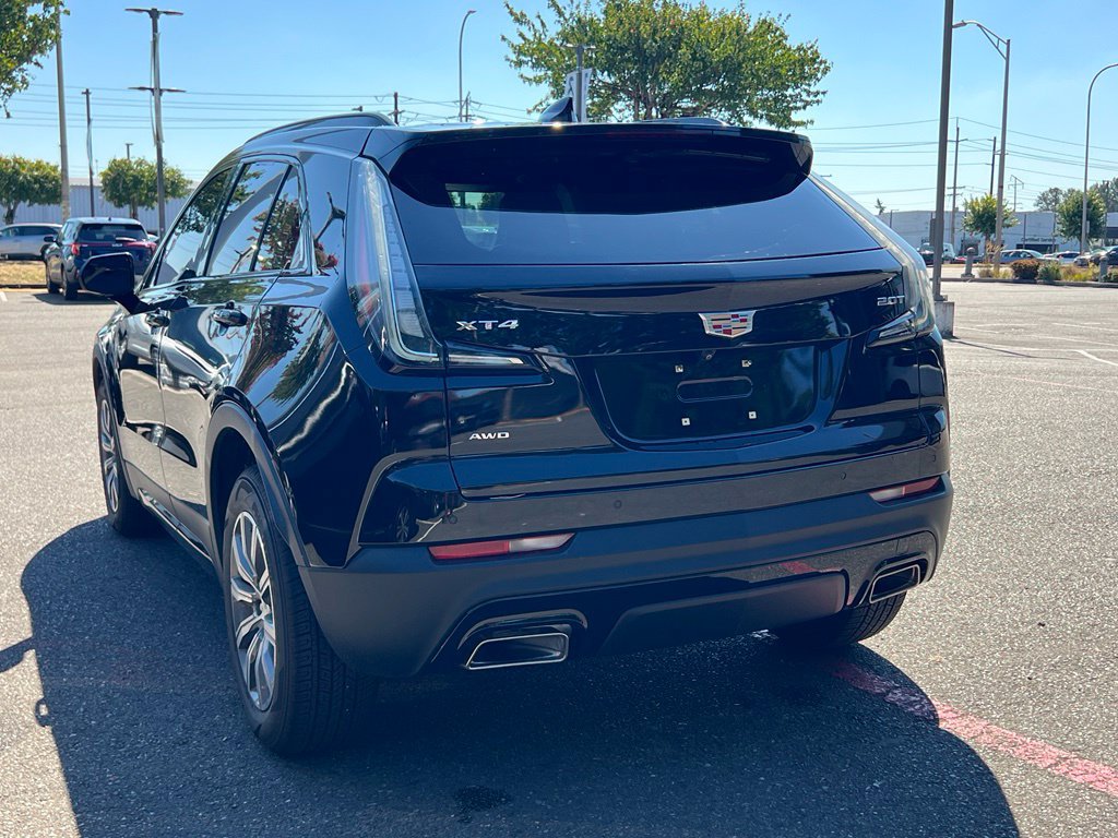 Used 2019 Cadillac XT4 Sport AWD/4WD image 7