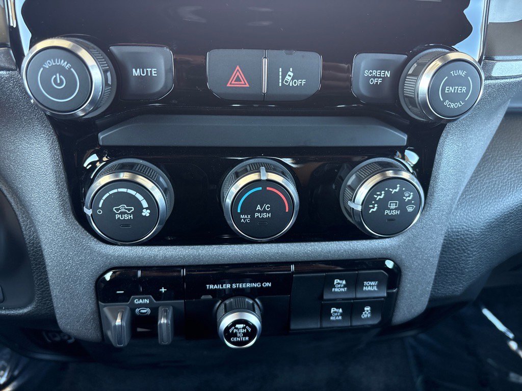 New 2026 RAM 1500 Classic Warlock image 29