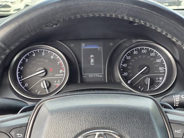 Used 2022 Toyota Camry SE FWD image 10