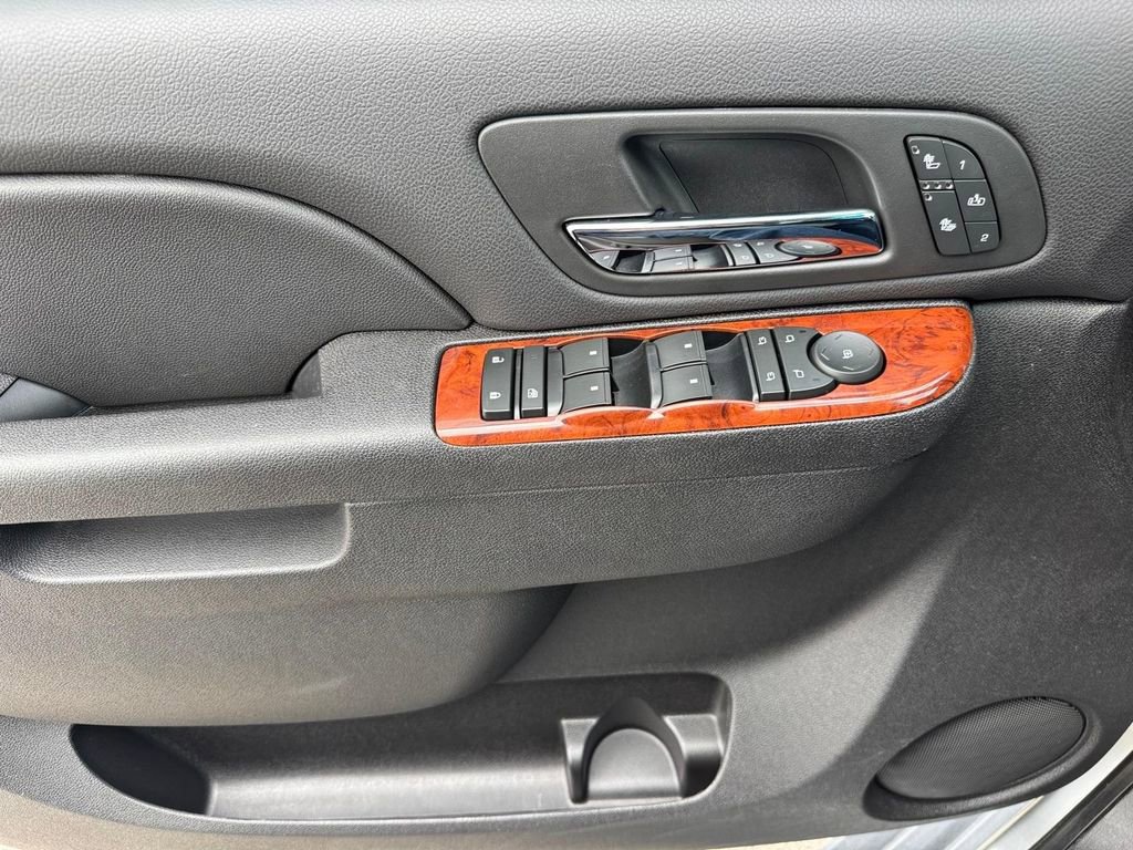 Used 2012 Chevrolet Suburban LT AWD/4WD image 14