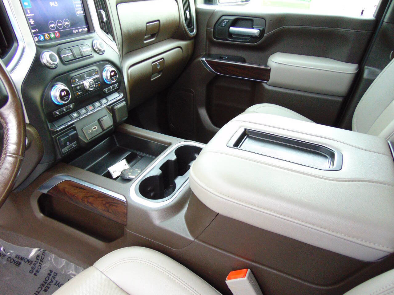 Used 2021 GMC Sierra 3500 SLT w/ SLT Convenience Package image 24