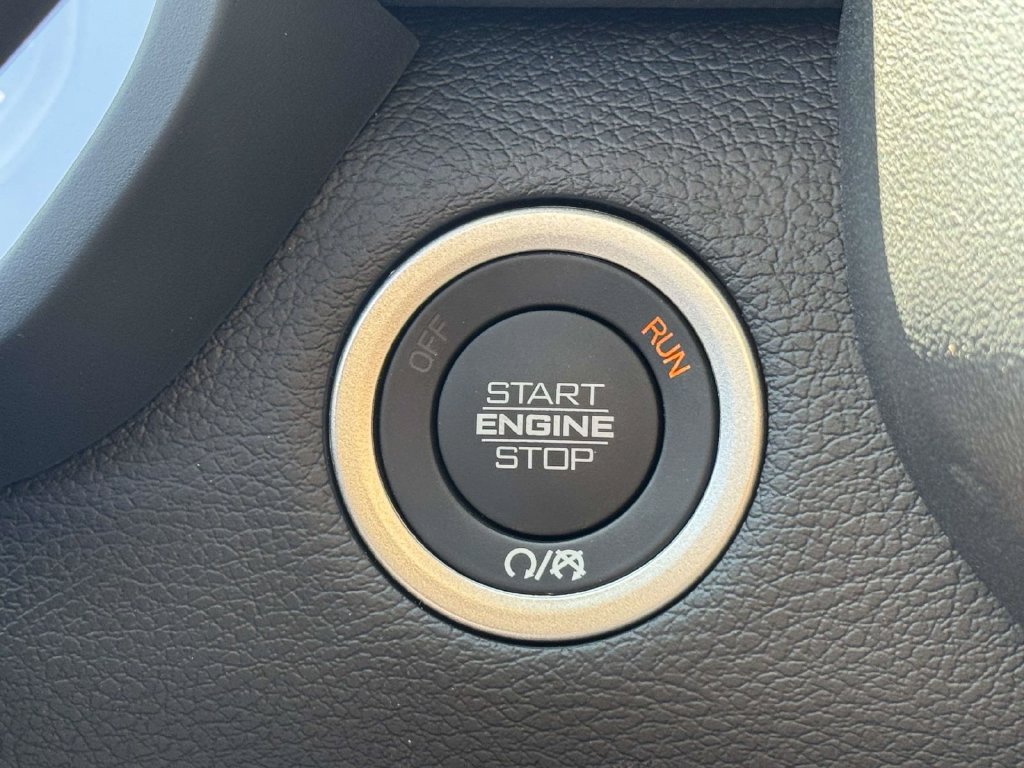 New 2026 RAM 2500 Laramie AWD/4WD image 21