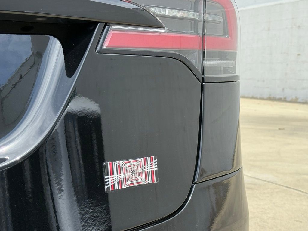 Used 2023 Tesla Model X Plaid image 16