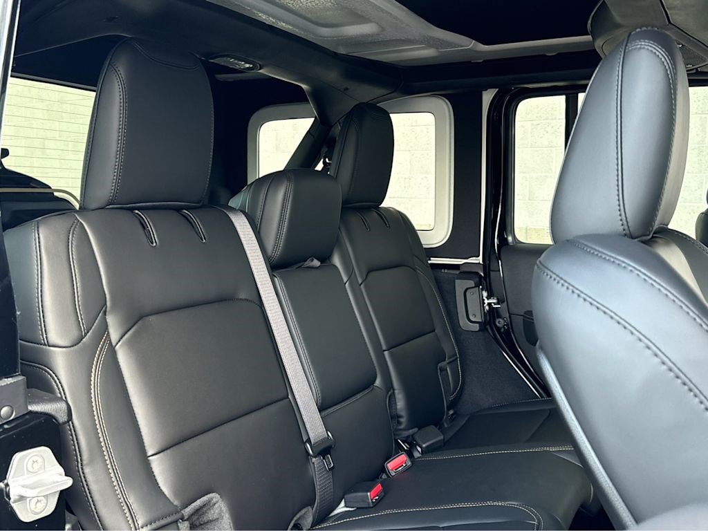 New 2024 Jeep Wrangler Rubicon 392 image 18