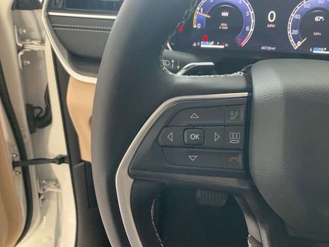 Used 2023 Jeep Grand Cherokee Limited image 11