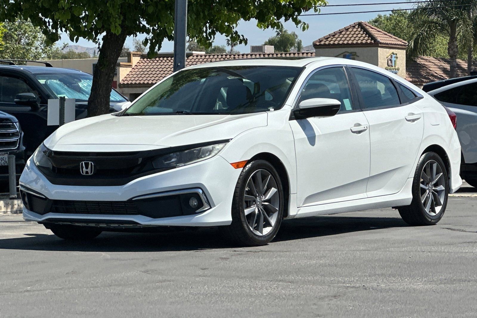 Used 2019 Honda Civic EX image 8