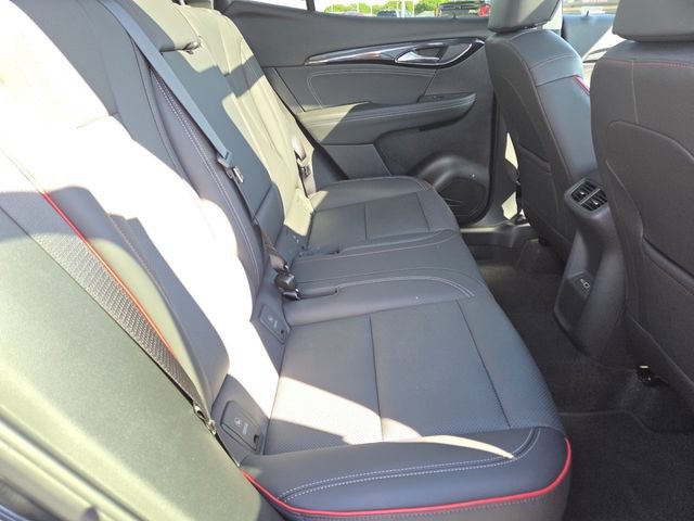 Used 2023 Buick Envision Essence w/ Sport Touring Package AWD/4WD image 28