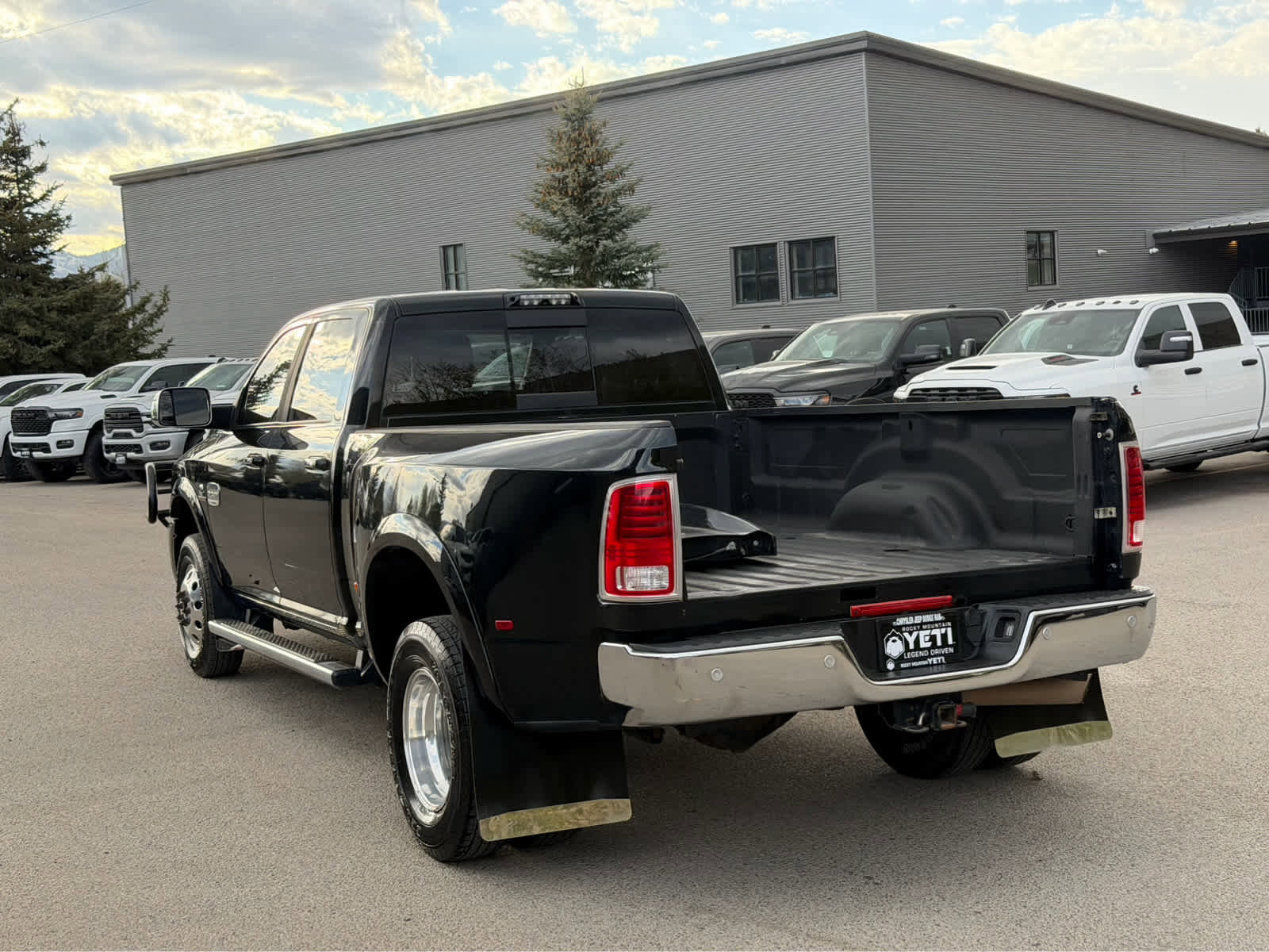 Used 2016 RAM 3500 Laramie Longhorn AWD/4WD image 12