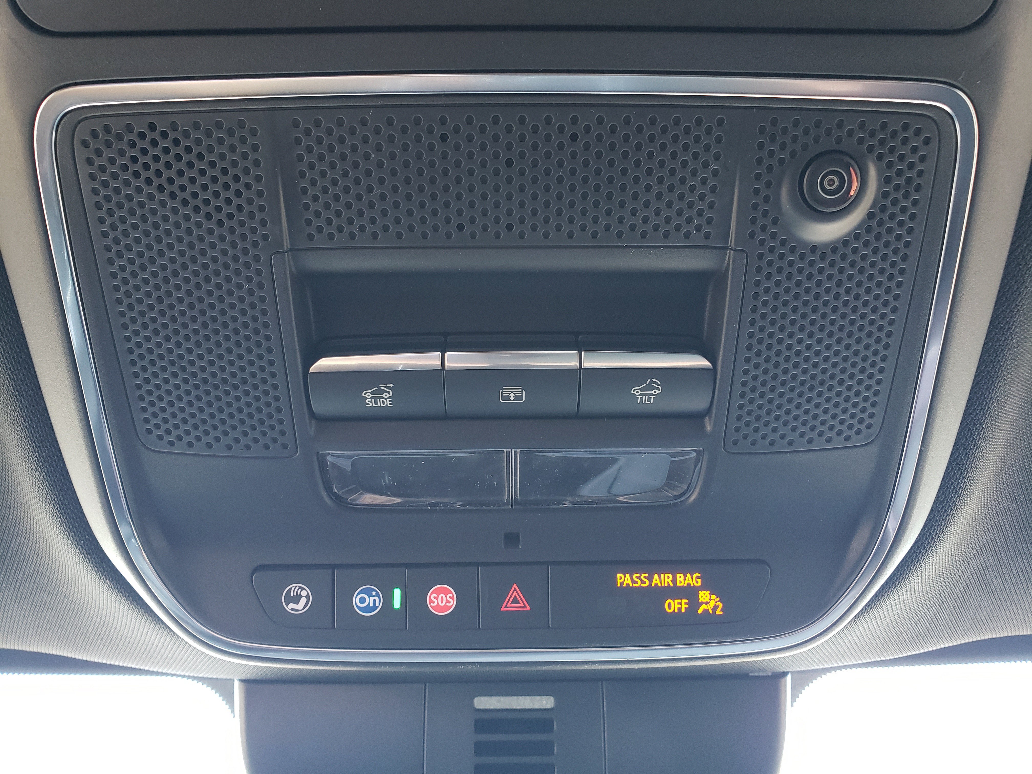 New 2027 Chevrolet Traverse RS w/ LPO, Floor Liner Package FWD image 26