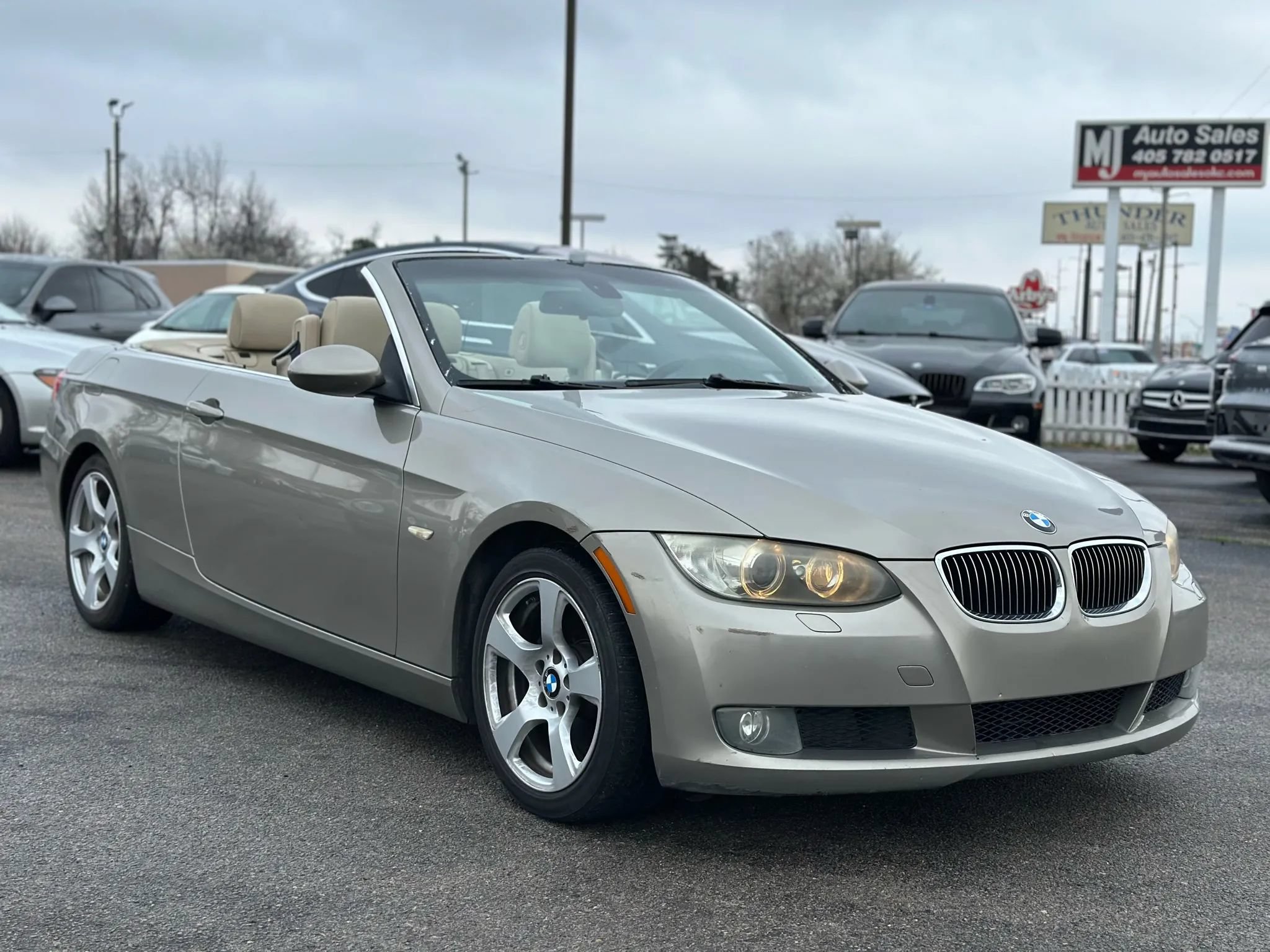 Used 2009 BMW 328i Convertible RWD image 6