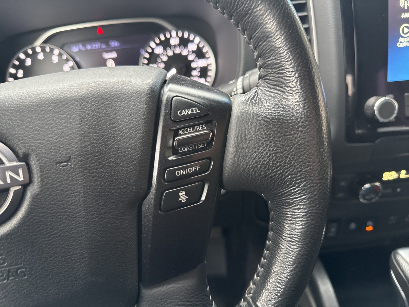 Used 2022 Nissan Frontier SV image 33