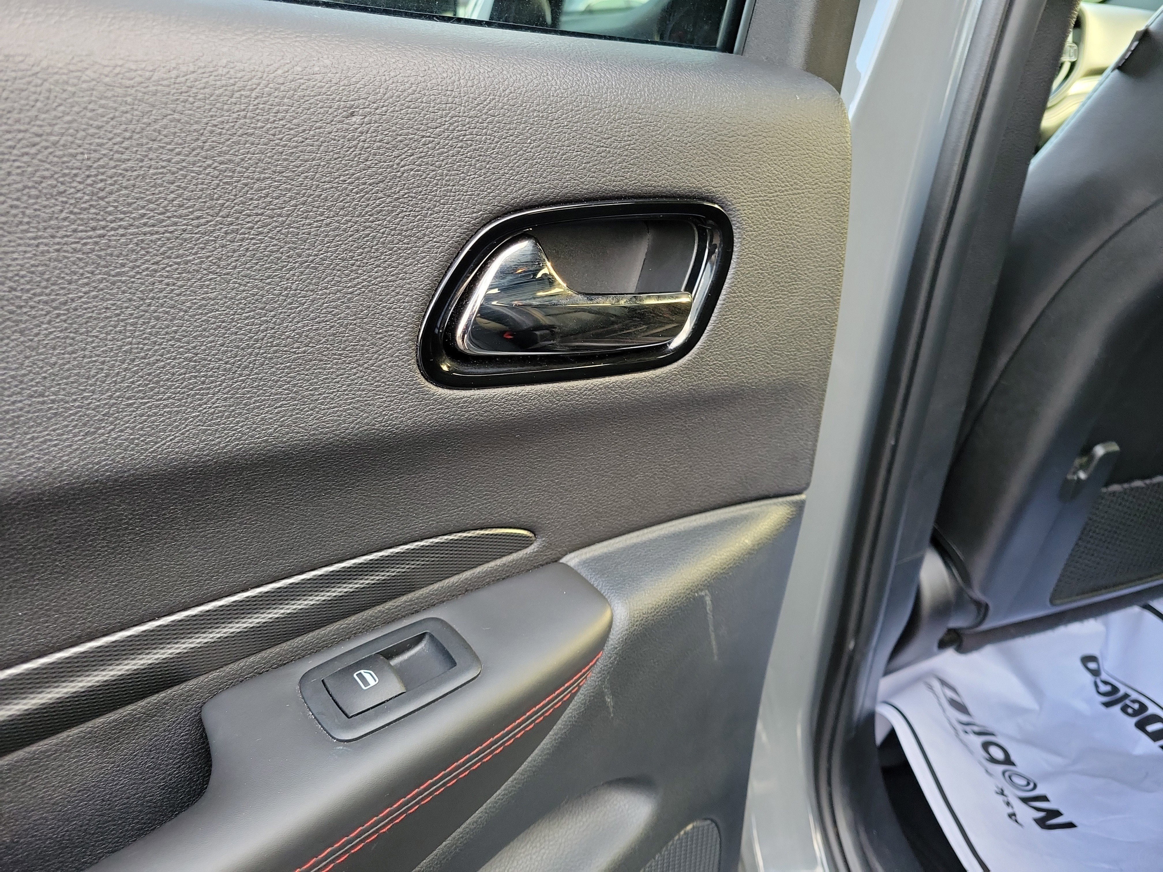 Used 2023 Dodge Durango GT image 13