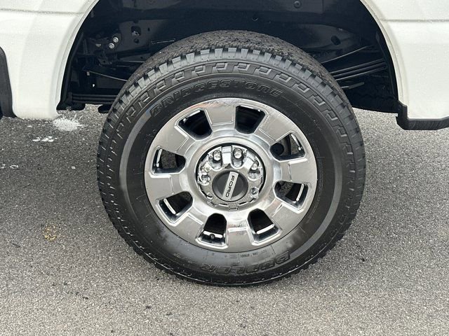 Used 2024 Ford F350 Lariat w/ Chrome Package image 21