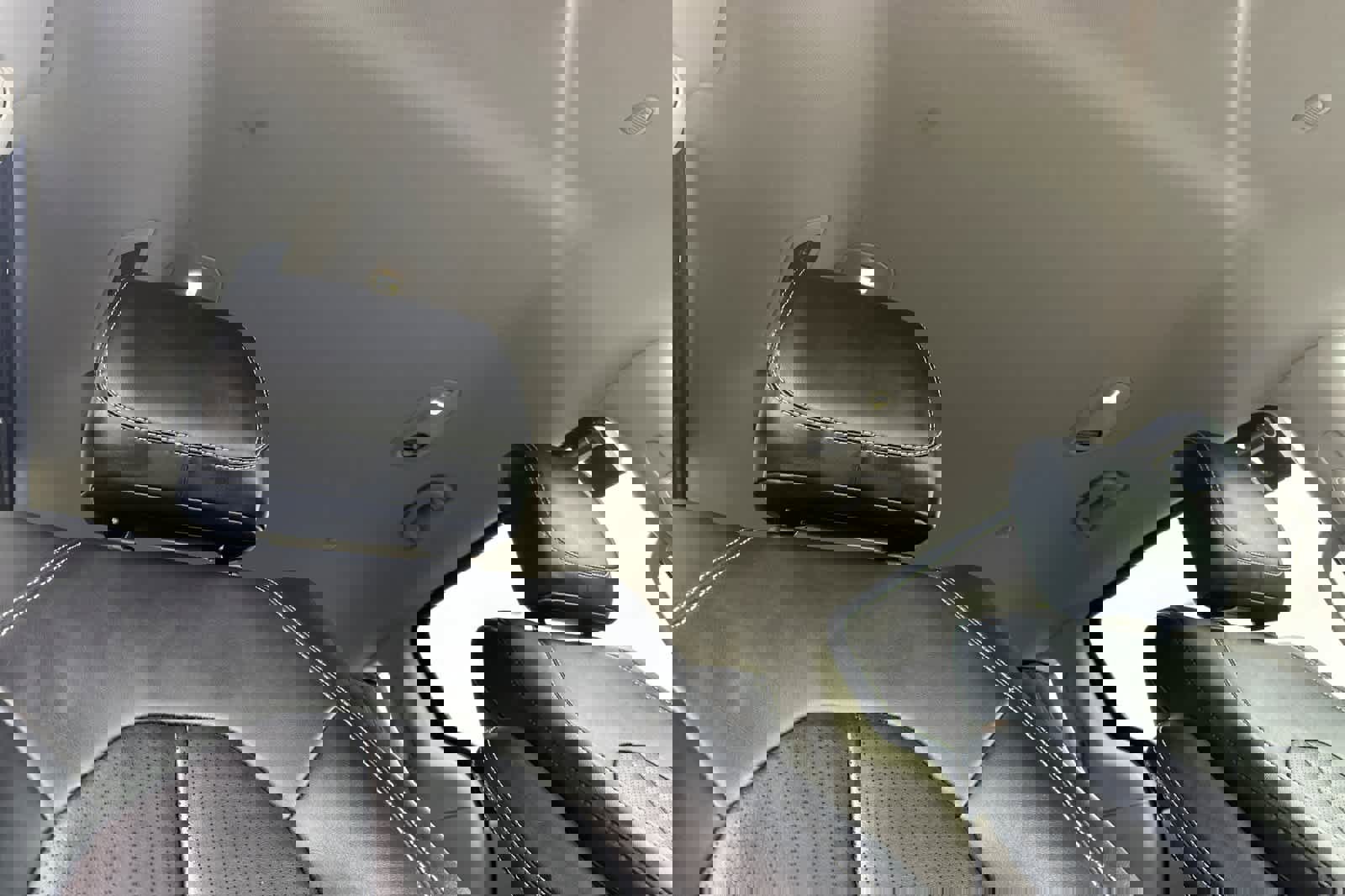 Used 2024 Chrysler Pacifica Touring-L image 18