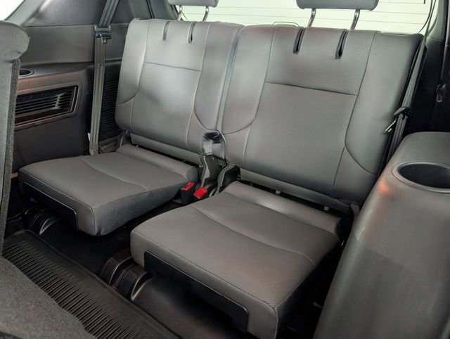 Used 2021 Lexus GX 460 Premium w/ Premium Package image 29