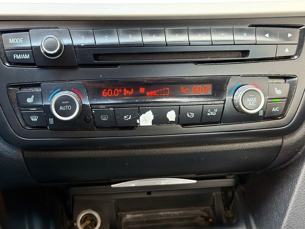 Used 2014 BMW 320i xDrive Sedan image 31