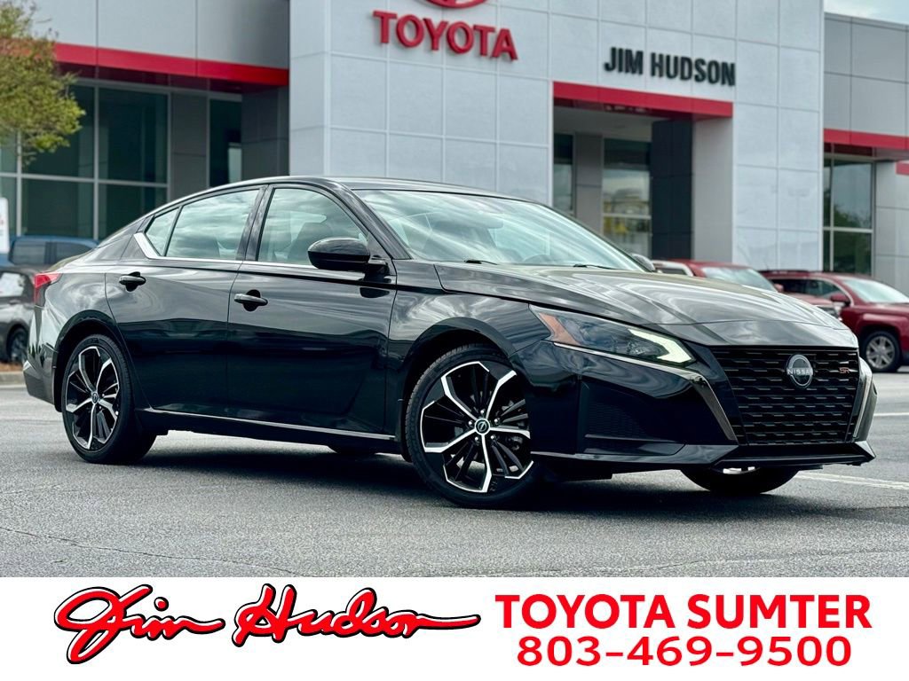 Used 2024 Nissan Altima 2.5 SR
