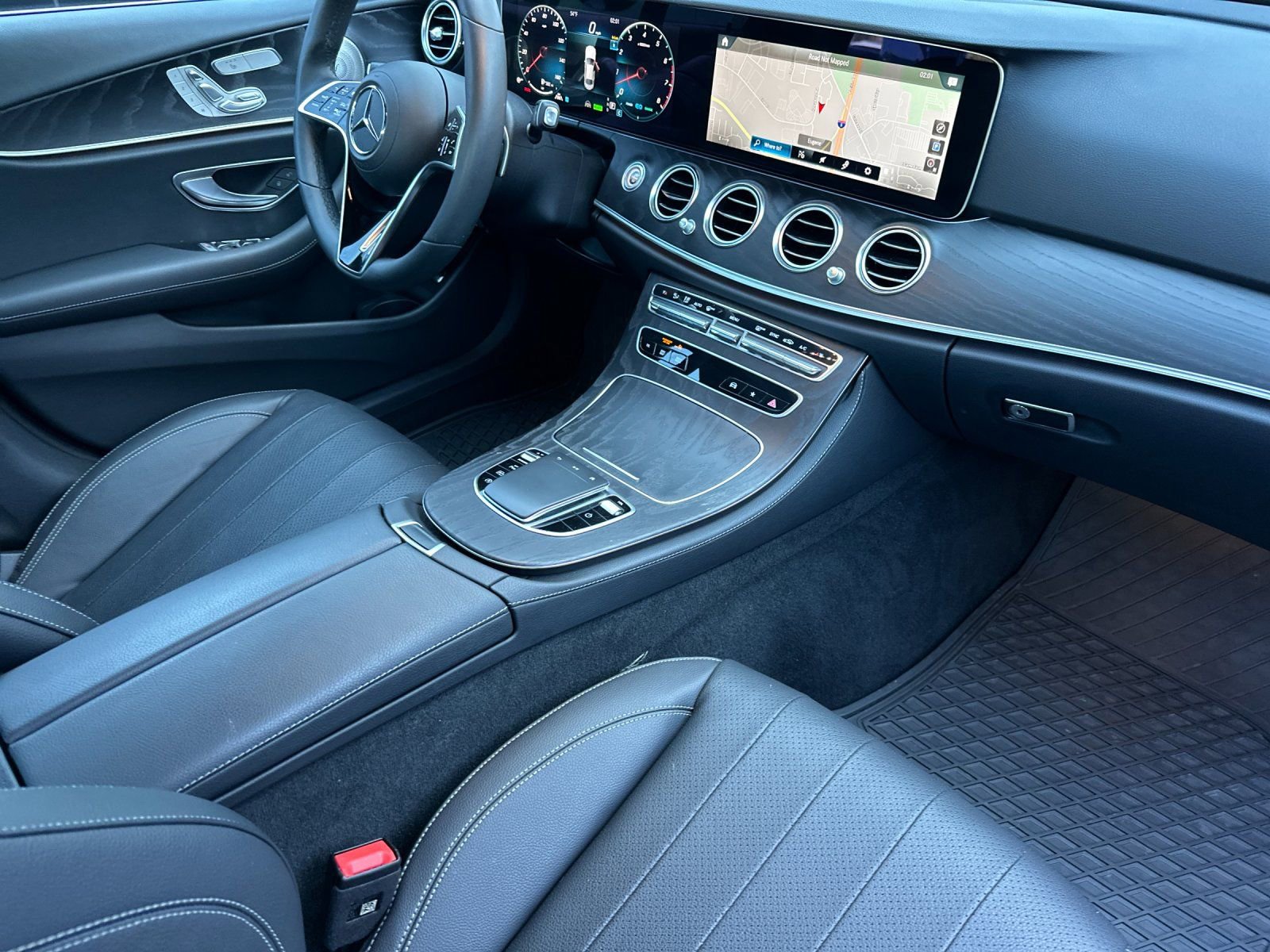 Used 2023 Mercedes-Benz E 450 4MATIC Sedan image 16