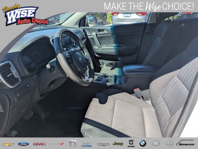 Used 2017 Kia Sportage LX AWD/4WD image 9