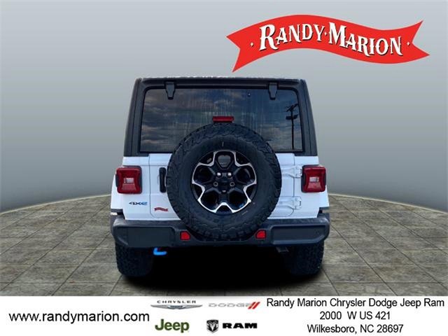 New 2022 Jeep Wrangler Unlimited Rubicon 4xe w/ Cold Weather Group image 6