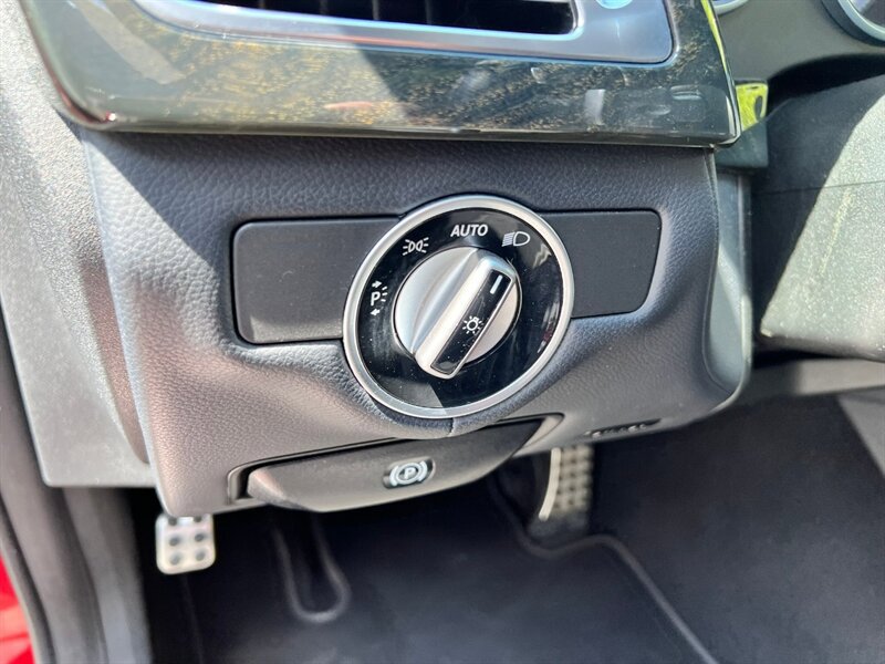 Used 2015 Mercedes-Benz CLS 400 4MATIC image 31