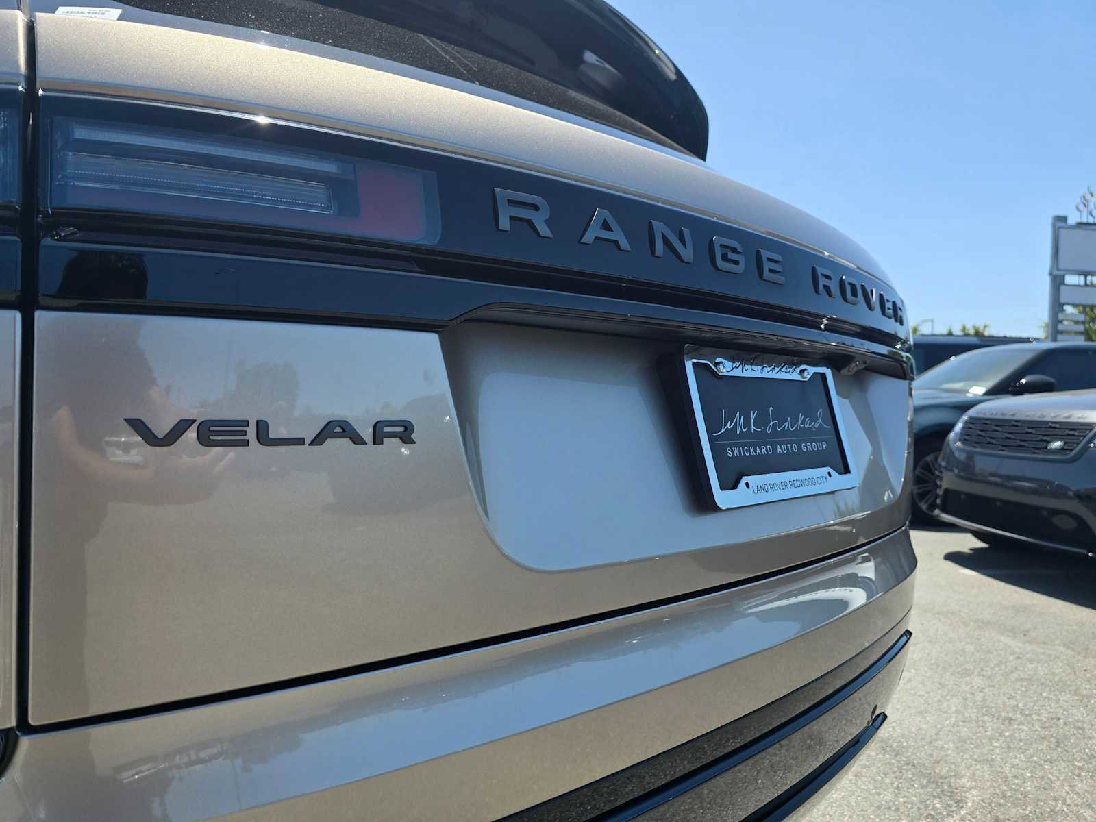 Certified 2026 Land Rover Range Rover Velar Dynamic SE image 16