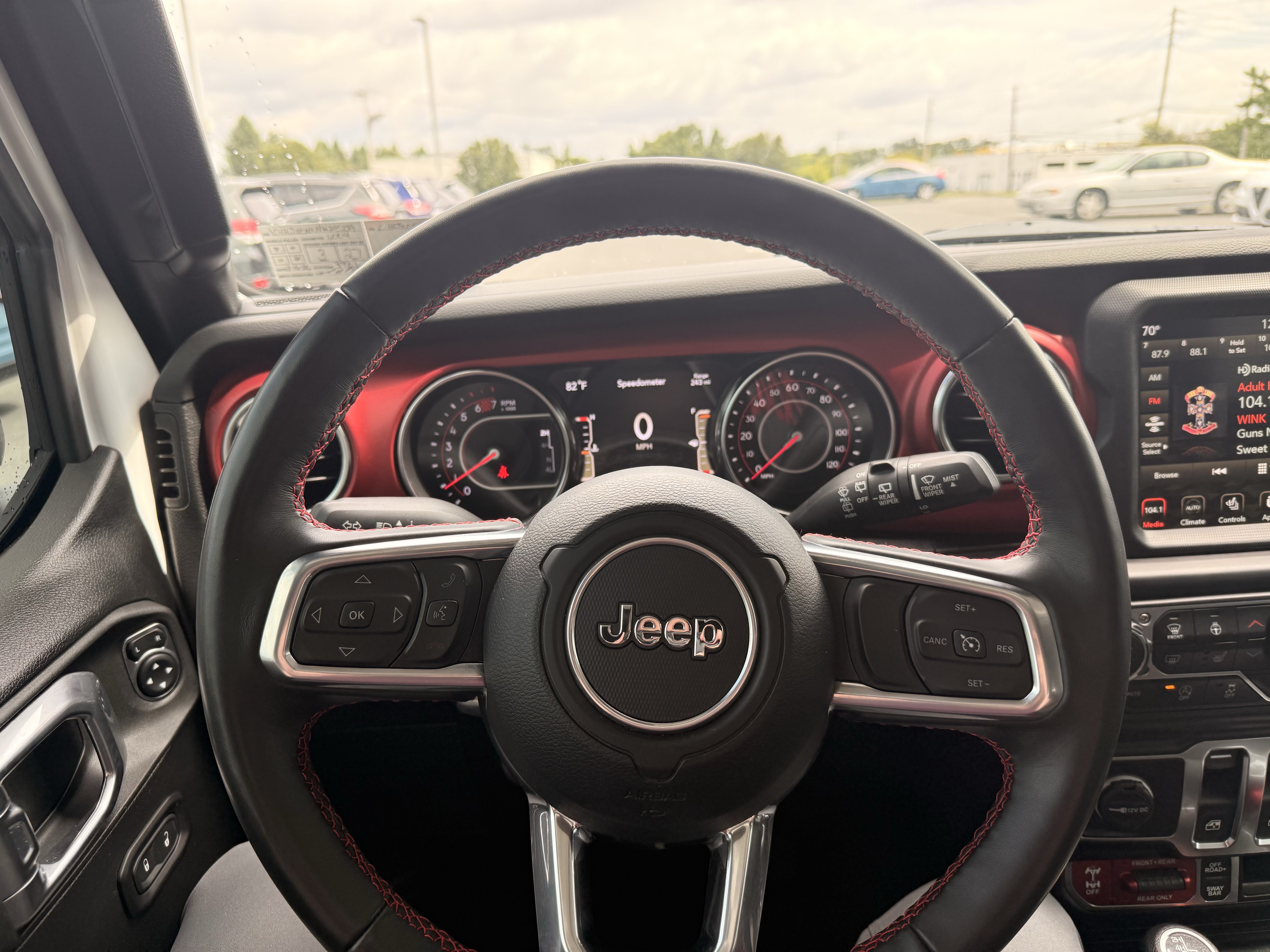Used 2022 Jeep Wrangler Rubicon w/ LED Lighting Group AWD/4WD image 6