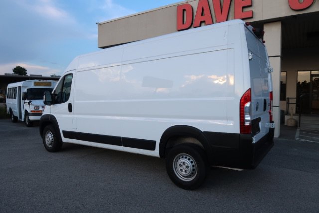 Used 2025 RAM ProMaster 2500 w/ Convenience Group FWD image 6