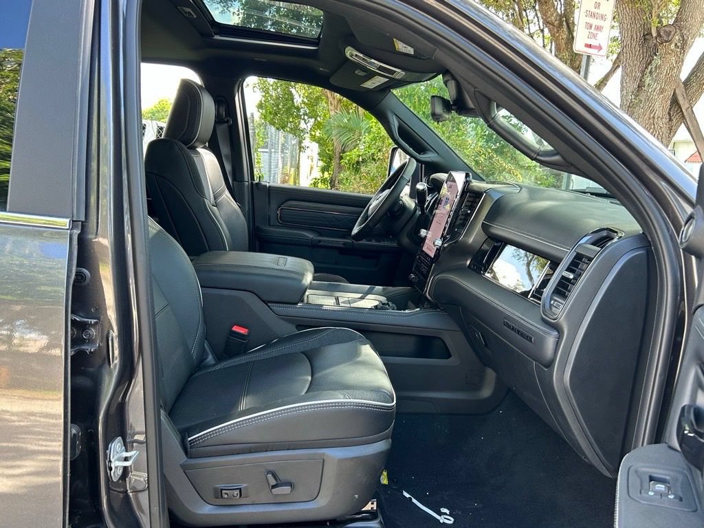 New 2026 RAM 3500 Limited AWD/4WD image 40