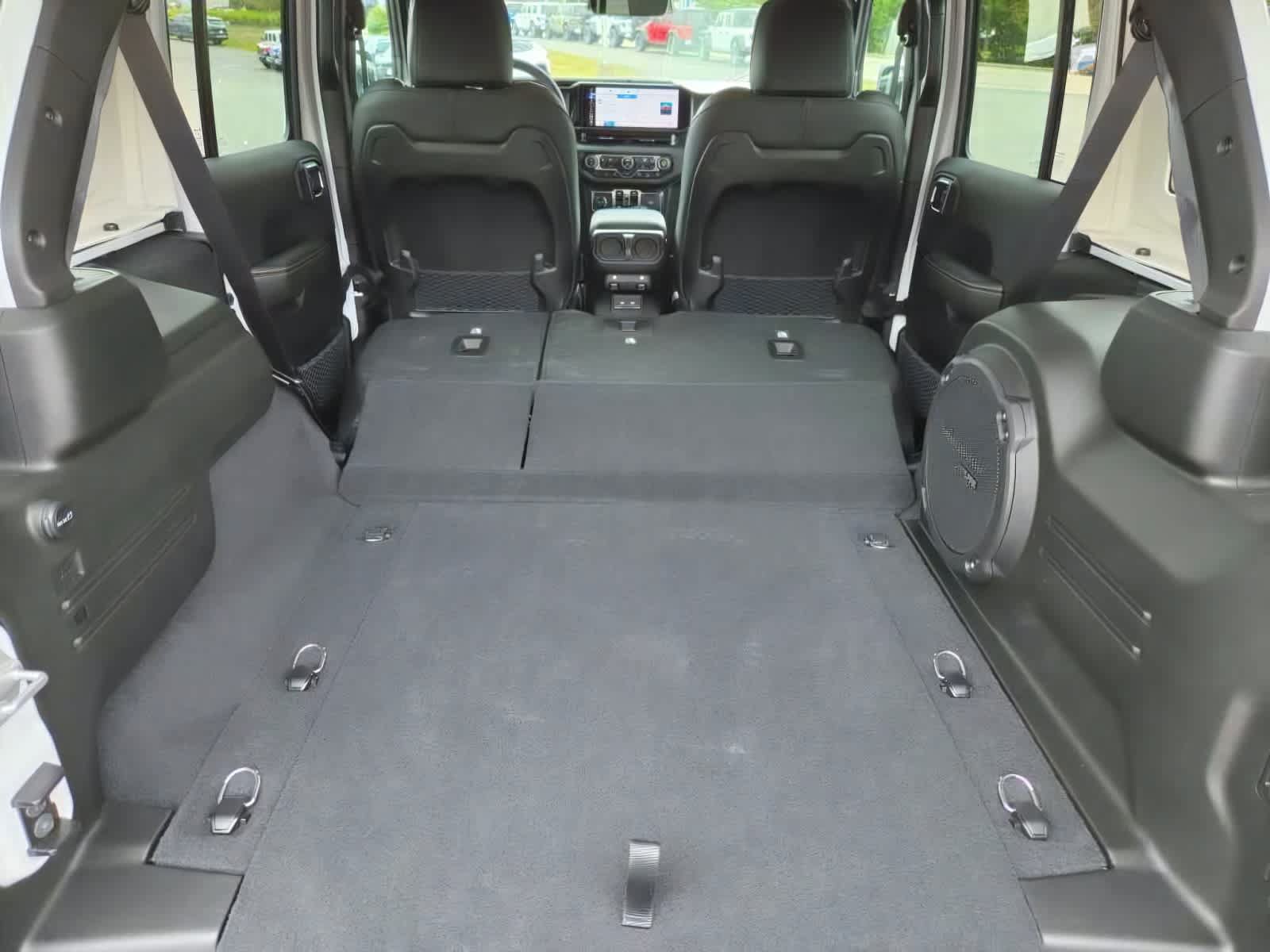 New 2027 Jeep Wrangler Unlimited Sahara AWD/4WD image 11
