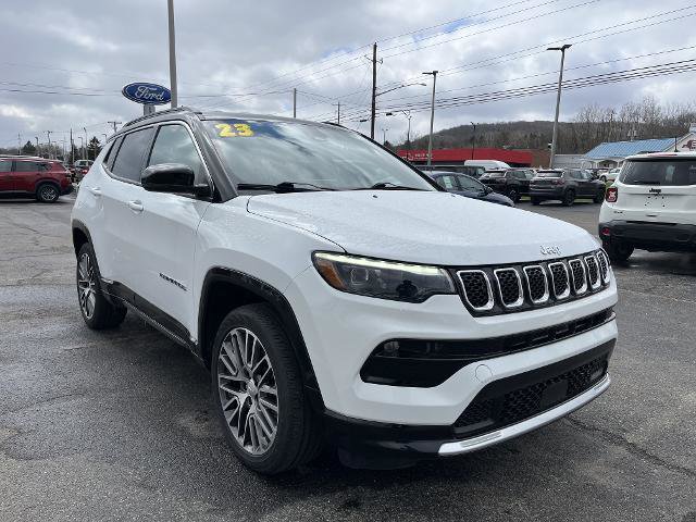 Used 2023 Jeep Compass Limited w/ Elite Group image 5
