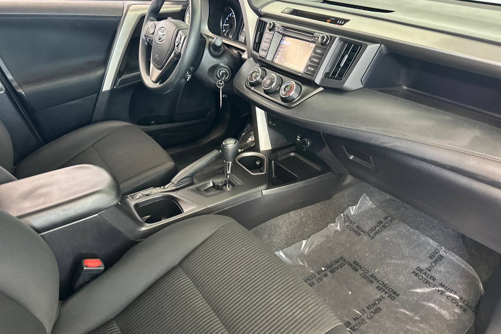 Used 2017 Toyota RAV4 LE w/ All Weather Liner Package FWD image 19