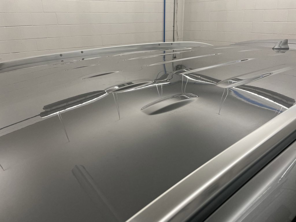 Used 2023 Buick Enclave Essence image 28