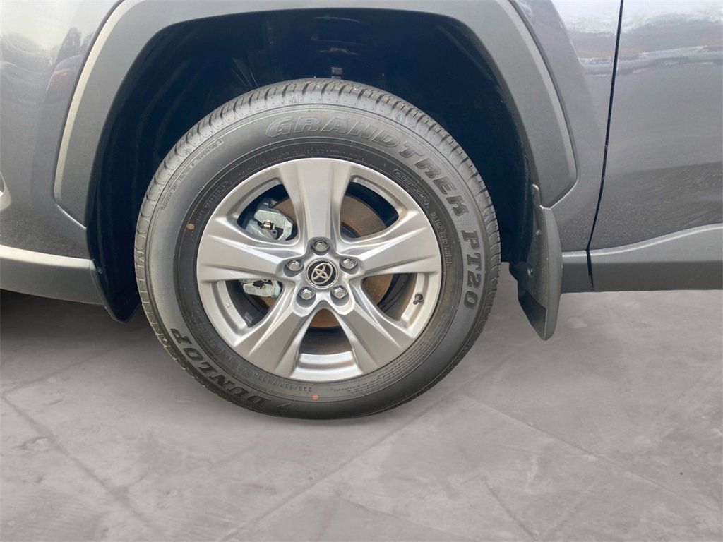 Used 2025 Toyota RAV4 XLE image 14