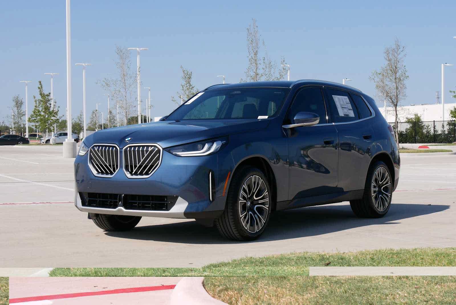 New 2026 BMW X3 xDrive30i w/ Convenience Package AWD/4WD image 3