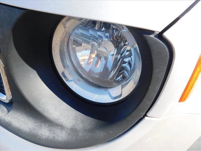 Used 2018 Jeep Renegade Latitude image 6