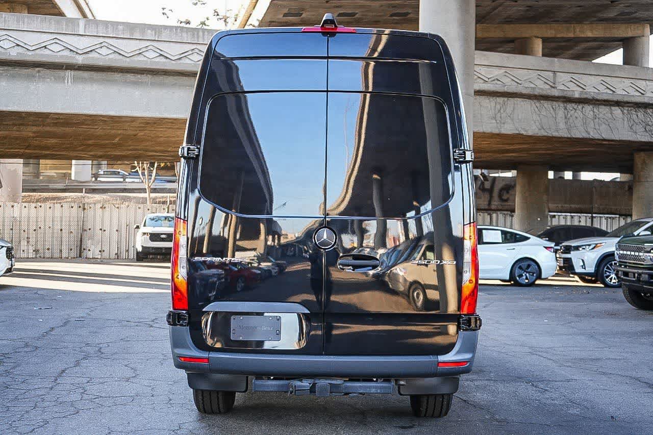 Used 2024 Mercedes-Benz Sprinter 3500 image 7