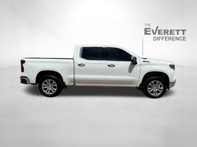 Used 2026 Chevrolet Silverado 1500 LTZ AWD/4WD image 8