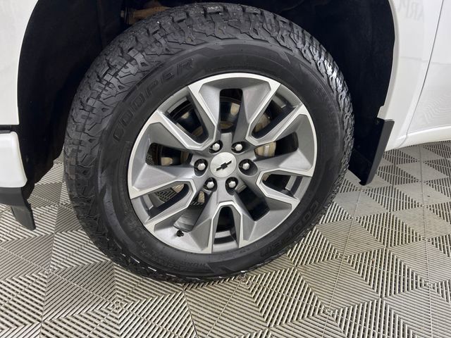 Used 2021 Chevrolet Silverado 1500 RST AWD/4WD image 25