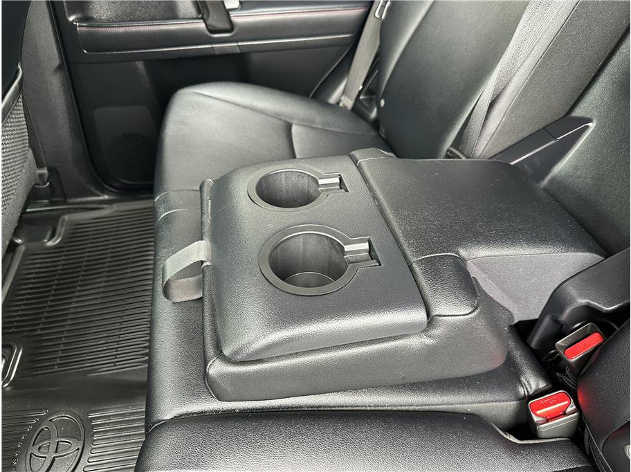 Used 2023 Toyota 4Runner TRD Off-Road Premium w/ Moonroof Package AWD/4WD image 28