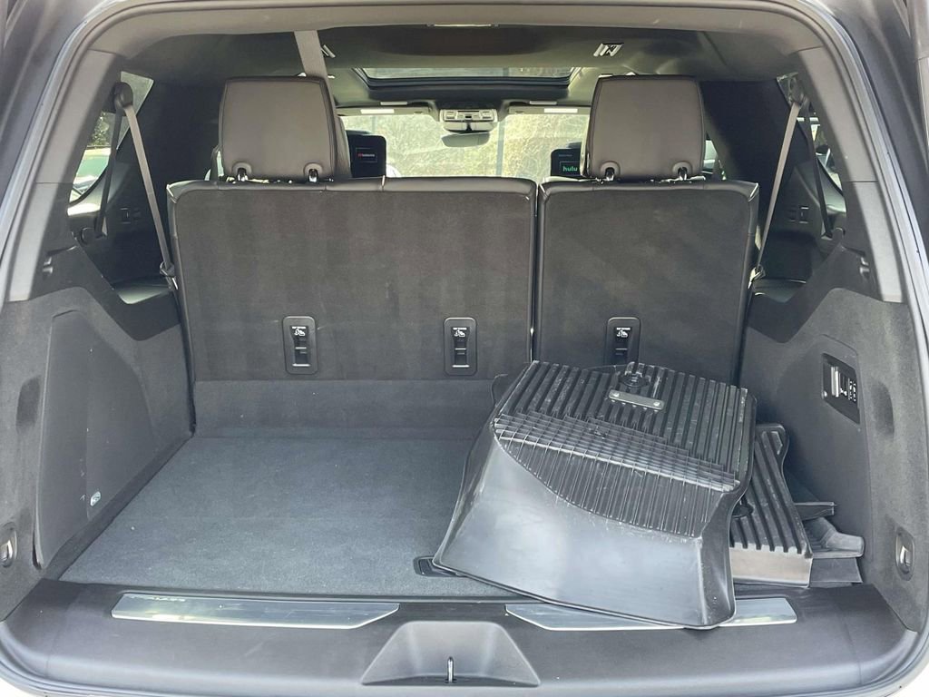 Certified 2023 Cadillac Escalade ESV Sport w/ Touring Package image 10