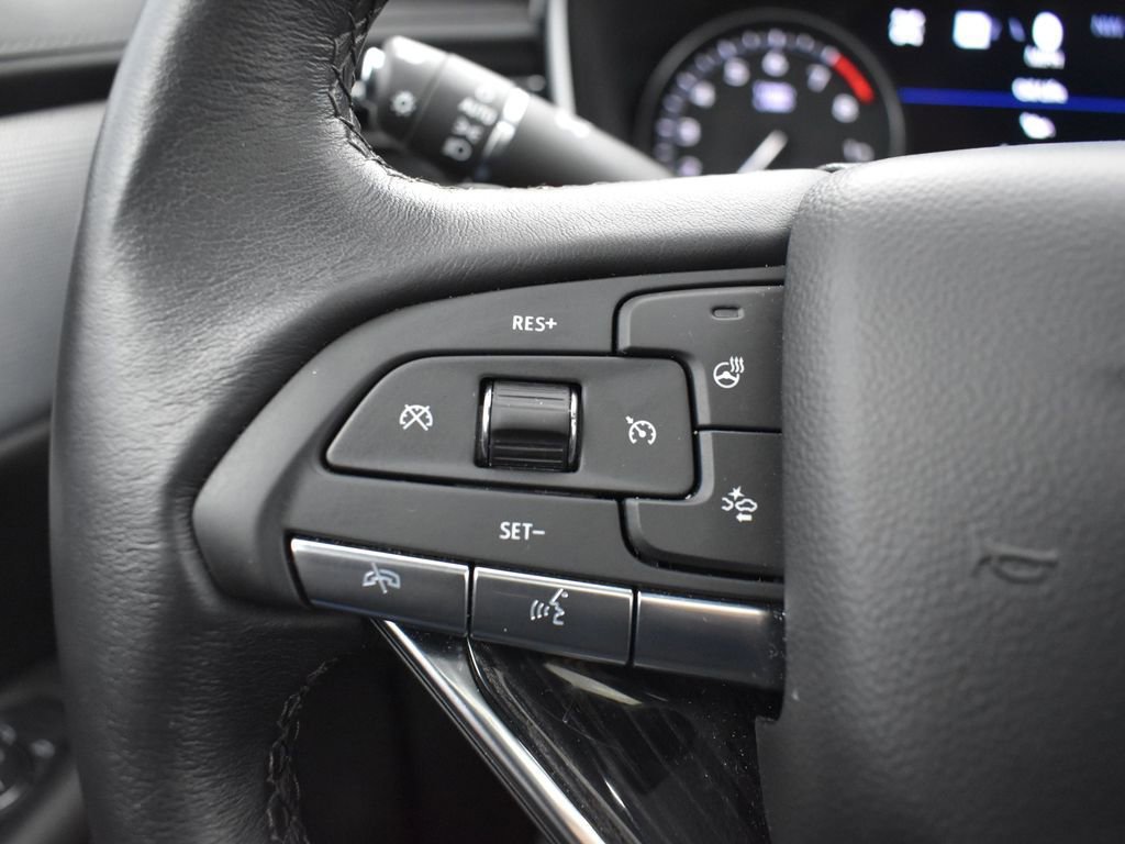 Used 2024 Cadillac XT6 Premium Luxury w/ Technology Package image 16