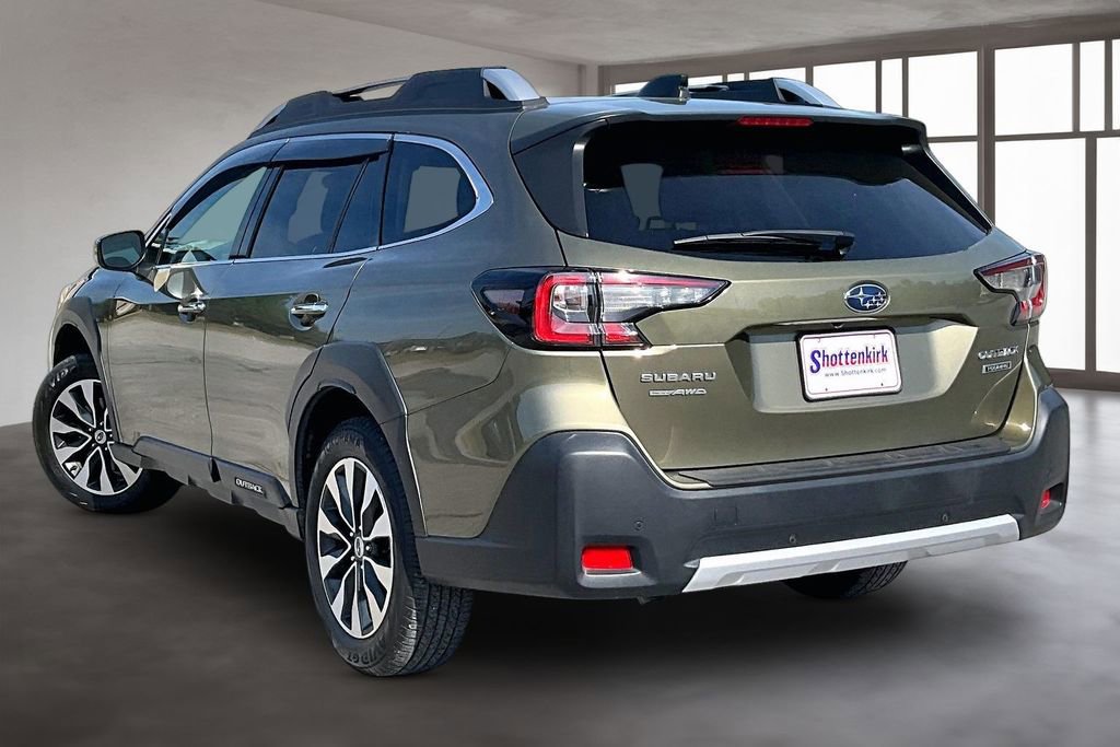 Used 2024 Subaru Outback Touring image 4
