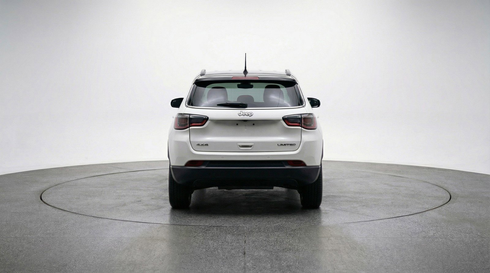 Used 2025 Jeep Compass Limited image 7