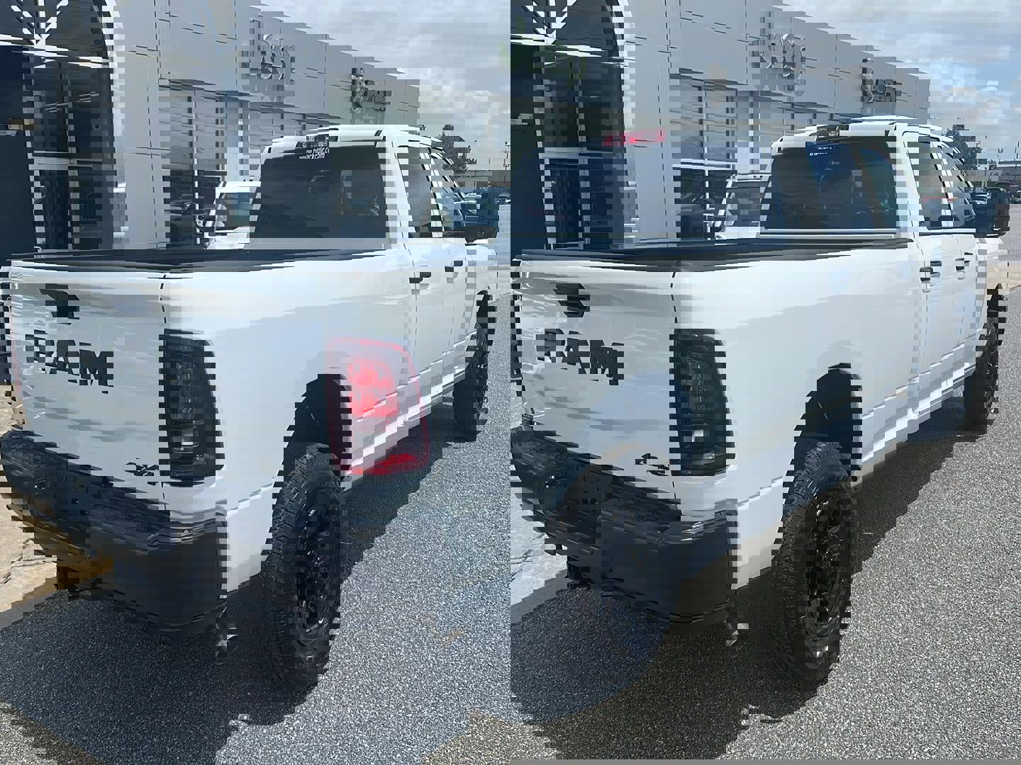 New 2026 RAM 3500 Tradesman w/ Bed Convenience Group image 8