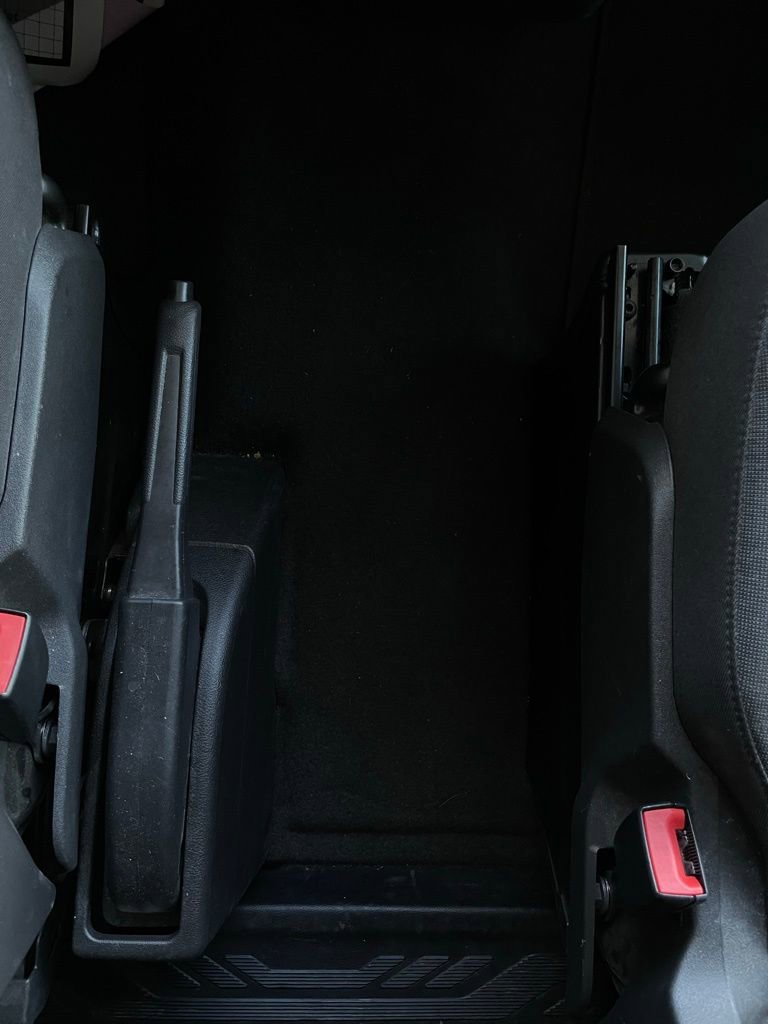 Used 2019 Ford Transit 150 XL image 26