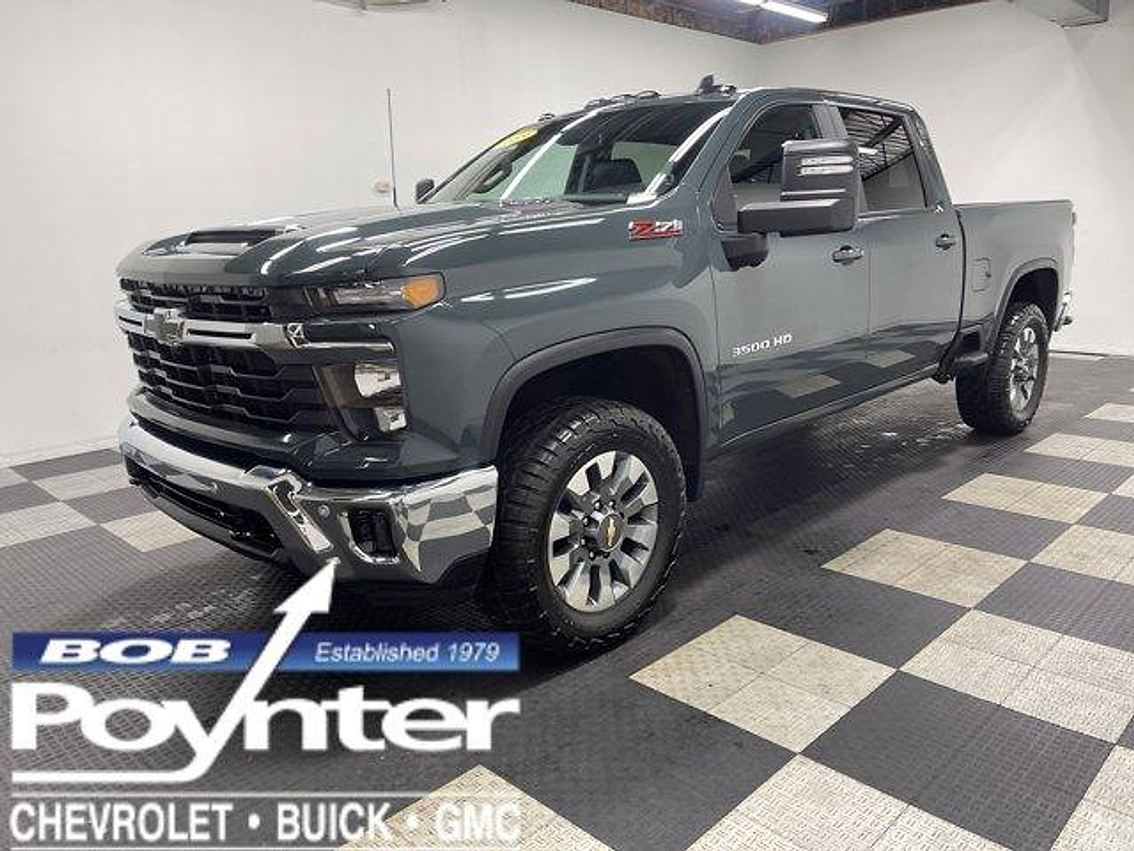 Used 2025 Chevrolet Silverado 3500 LT w/ Safety Package
