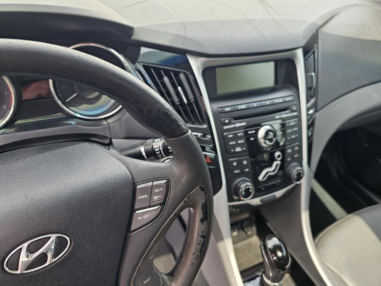 Used 2011 Hyundai Sonata Limited FWD image 25