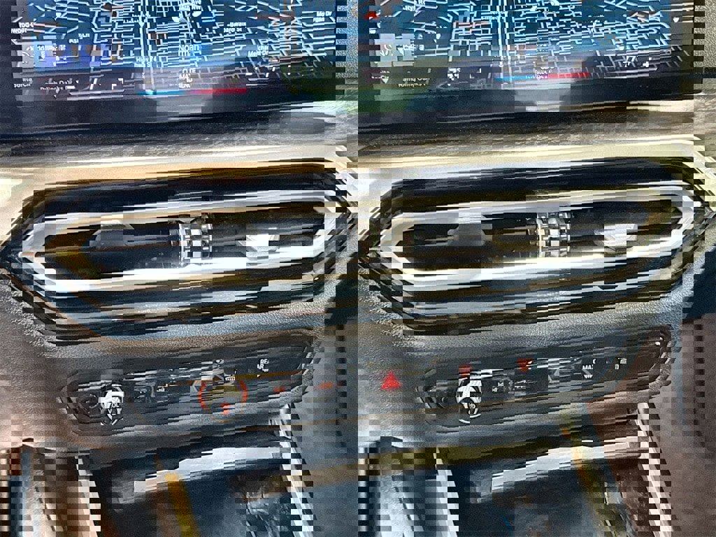 Used 2023 BMW 330i Sedan image 22