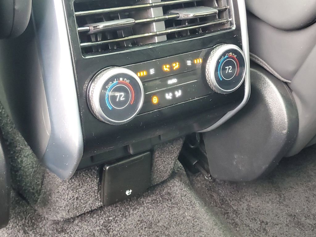 Certified 2024 Land Rover Range Rover SE AWD/4WD image 27
